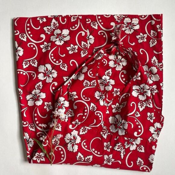 Vintage red & white hibiscus floral halter dress - Picture 1 of 7